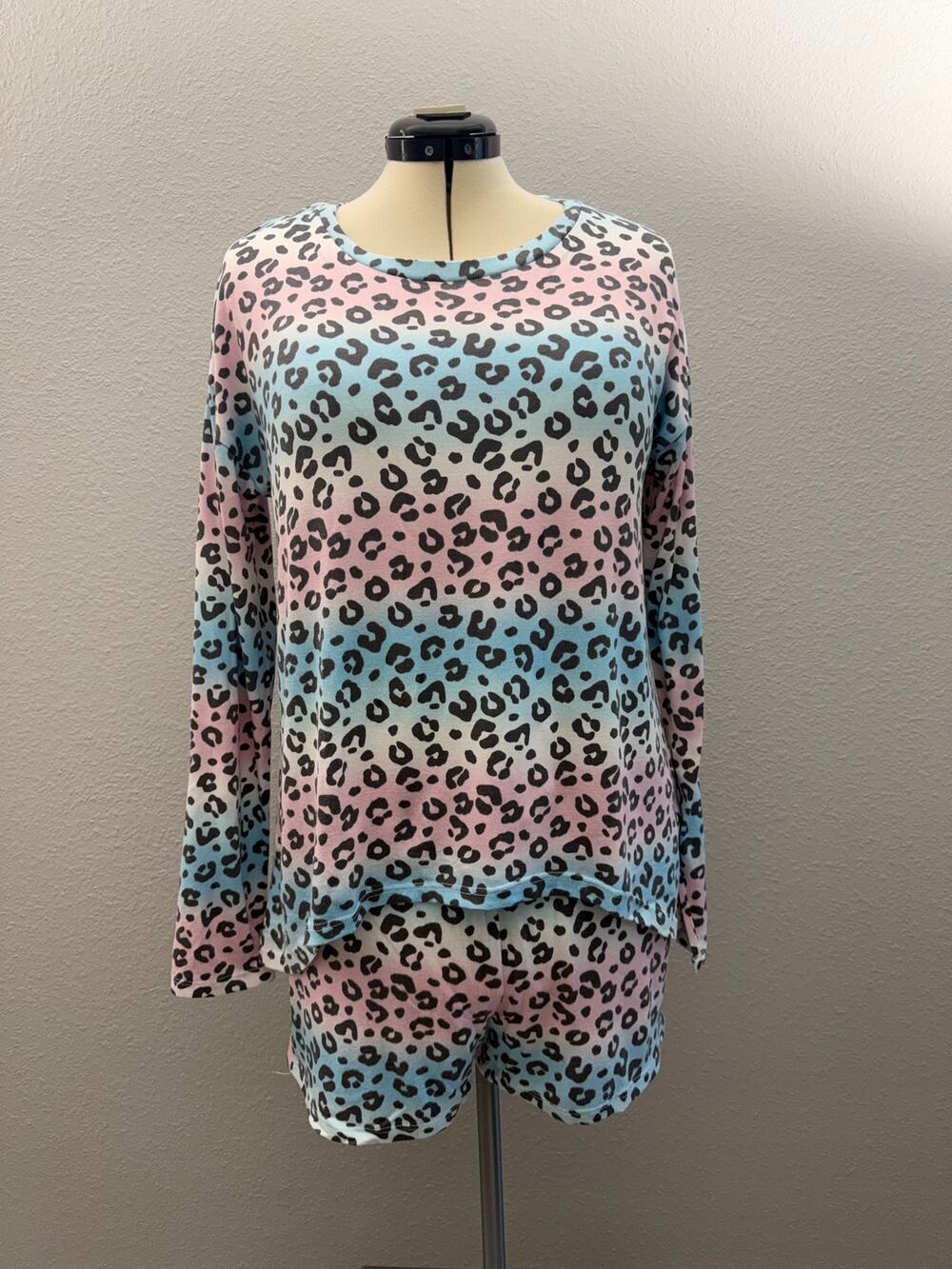 Women’s Ombre Leopard Pajama Set KIKIT NWT ⭐